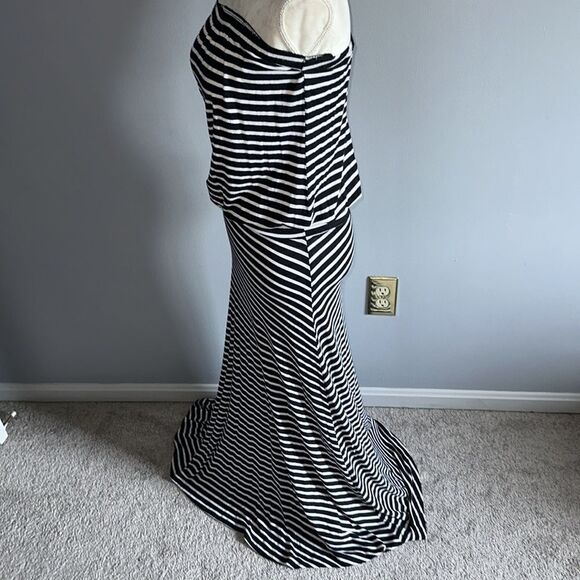 Veronica M. Striped Strapless Dress! - Picture 6 of 14